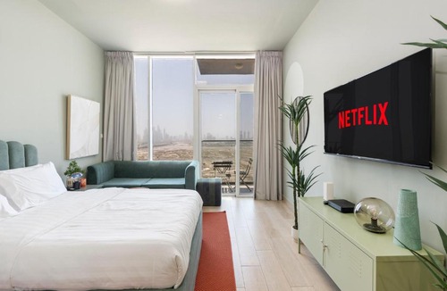 Jumeirah Village Circle Apartment | Cosy Studio Apartment in Bloom Towers, Jumeirah Village Circle