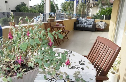 Rehovot Apartment | Cozy 1-bedroom apartment with WiFi, AC in welcoming Rehovot