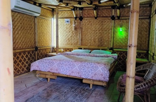 Ras Al Khaimah Other | Cozy 1-bedroom farmhouse in enchanting Ras Al Khaimah with AC