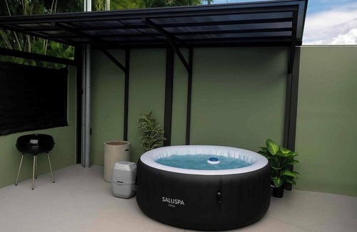 El Tanque House | Cozy 1-bedroom house La Fortuna with AC volcano view, swimming pool and Jacuzzi