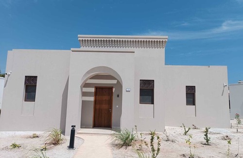 Salalah Villa | Cozy 2-Bedroom Poolside Haven