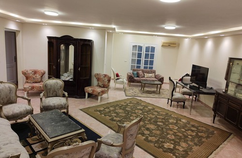 Old Cairo Apartment | Cozy 2bdrms165m apartment Mnyal Ar rawda island