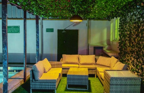 Al Hadd House | Cozy 3-bedroom Chalet in charming Ras Al Hadd with private swimming pool
