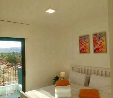 Aqaba Apartment | Cozy Apartment with Private Beach, couples and families only