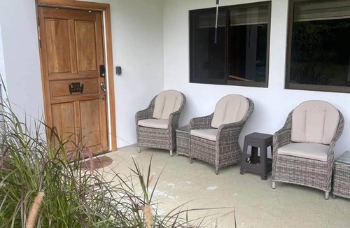 Coco Apartment | Cozy, bright, ground floor studio, pool, walk to beach