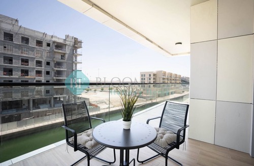 Al Raha Beach Apartment | Cozy Canal View Apartment - 206