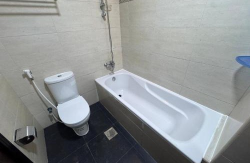Dubai Sports City Apartment | Cozy Studio in Sports City nearby cricket stadium
