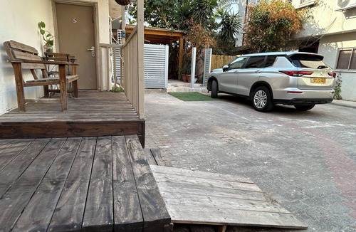 Herzliya Apartment | Cozy Studio with Terrace & Free Parking