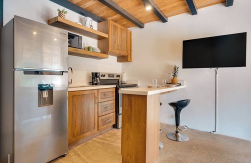 Playa Grande Apartment | Playa Grande Loft 2 - Full Kitchen - Starlink WiFi - Sleeps 3 - Walk to Surf