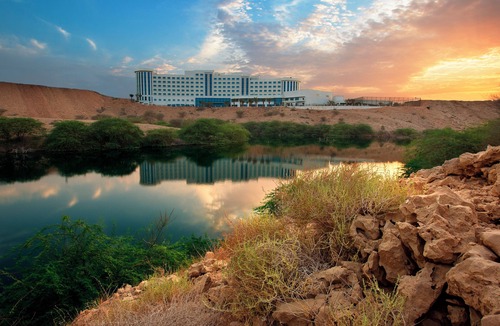 Muscat Hotel | Crowne Plaza Muscat OCEC by IHG