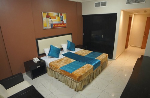 Al Qasimia Hotel | Crystal Plaza Hotel