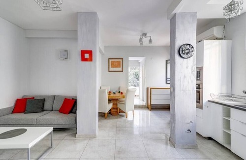 Old North Apartment | Cute 1BR in Jabotinsky by Holiday-rentals