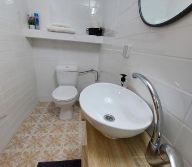 Kfar Vradim Apartment | Cute guest room