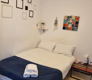 Ein Karem Apartment | Cute Studio near Yad Vashem by the light rail station FREE street parking