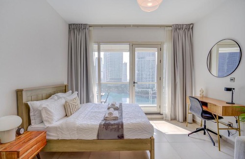 Jumeirah Lake Towers Apartment | DA86 - Well Design Studio in Dubai Arch tower