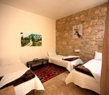 Dana House | Dana Gardens Hotel