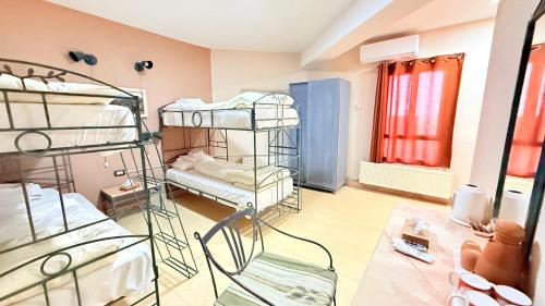 Dana House | Dana Guesthouse