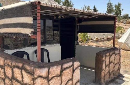 Al-Qadisiya Bed & Breakfast | Dana Hiking Camp - Dana Nature Reserve