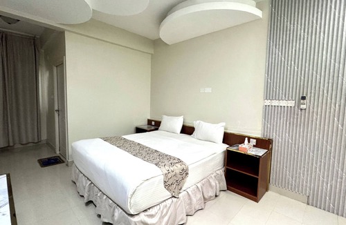 Al Maabilah Hotel | Dancenter Muscat Holiday Luxury Stay