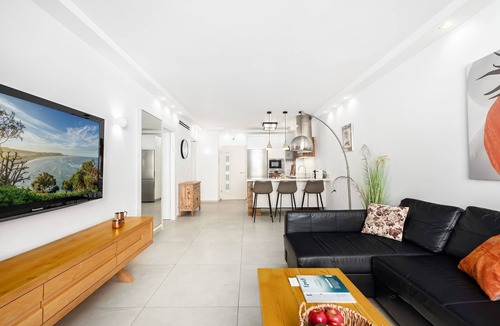 Haifa Apartment | David Elazar 10 Apt 503 Haifa