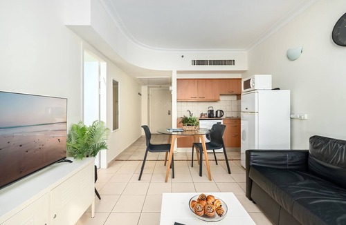 Haifa Apartment | David Elazar St 10 Apt 1217 Haifa