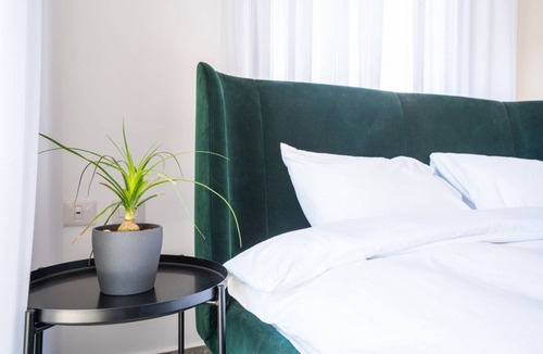 Nahariya Apartment | Deluxe Apartment in Achziv with Private Garden Area