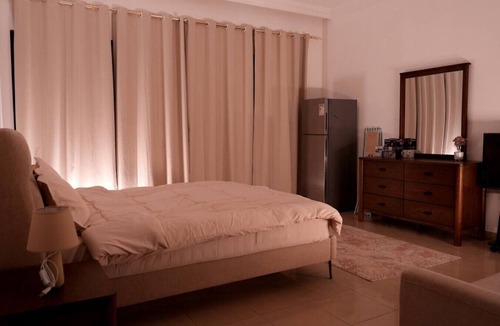 Al Majaz Bed & Breakfast | Deluxe Double Room with lake views near Dubai