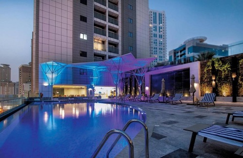 Al Khan Apartment | Deluxe King or Twin Near Sharjah Expo Center