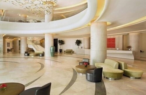 Zayed Sports City Apartment | Deluxe King Room Near Old Airport Park Abu Dhabi