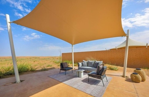 Al Madam Apartment | Deluxe King Room Near Luxury Desert Adventure