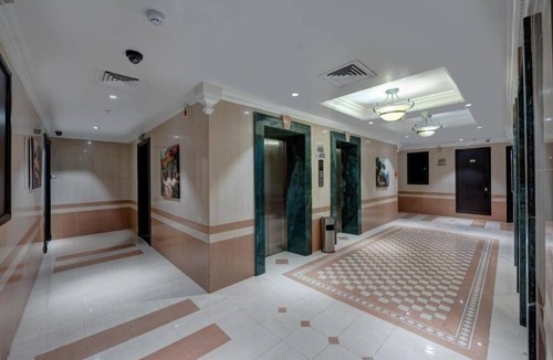 Trade Center Apartment | Deluxe King Room Near To DIFC Metro