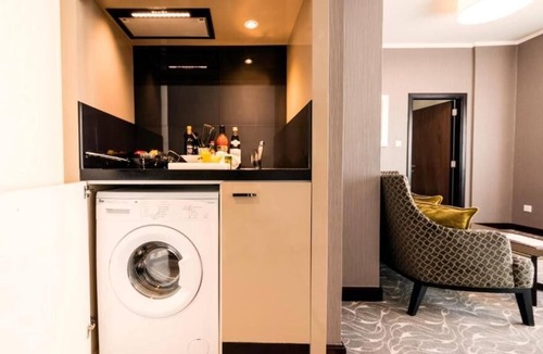 Al Zahiyah Apartment | Deluxe One Bedroom Suite With Kitchenette Near Abu Dhabi Corniche By Luxury...
