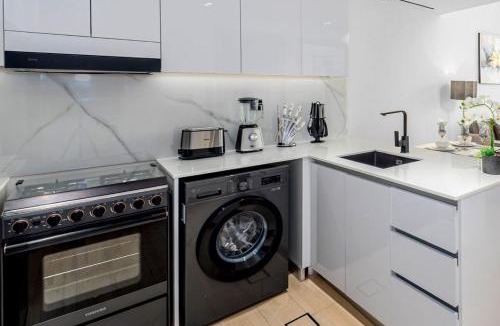 International City Apartment | Designer 1BR in Binghatti, Pool & Gym, JVC Dubai