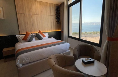 Al Burj Hotel | Diamond Palm Hotel & Resort