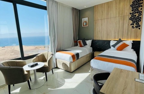 Al Burj Hotel | Diamond Palm Hotel & Resort