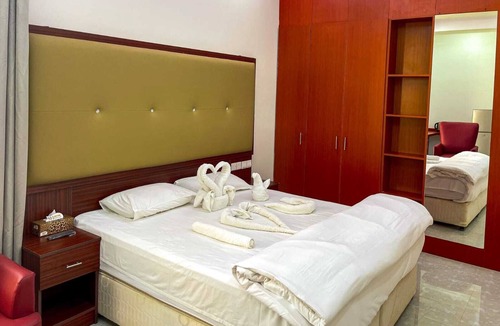 Sur House | Discovery Guest House -Sur