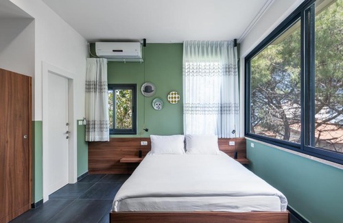Panorama Street Hotel | Domus Carmel Hotel
