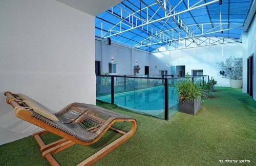 Even Menachem Villa | Don Leon Boutique