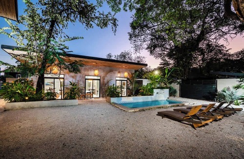 Playa Grande House | Dos Hijas 6 Bedroom Villa-Steps to the Main Surf Break -