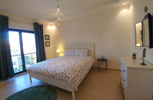 Amman Apartment | Double key at HR III