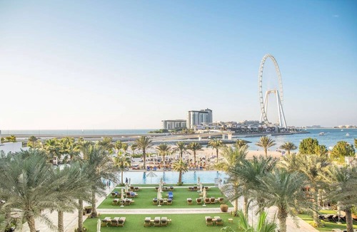 Dubai Marina Hotel | DoubleTree by Hilton Dubai Jumeirah Beach