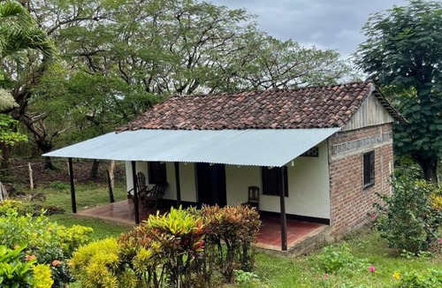 Santa Cruz Cabin | Eco lodge finca magdalena