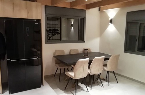Safed Old City Apartment | Eden Royal Spa Suite Old City Safed