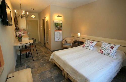 Sha'ar HaGolan House | El-Mul Golan Kibbutz Country Lodging