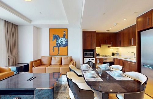 Downtown Dubai Apartment | Elegant 1 Bed l Magnificent Burj Khalifa Views