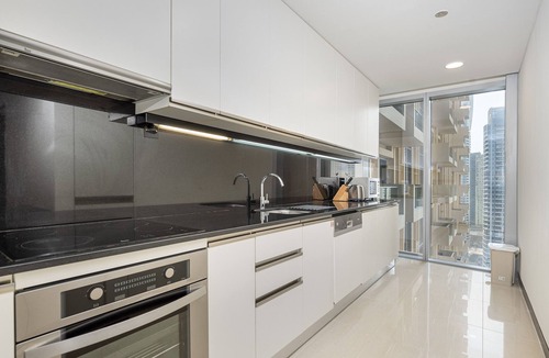 Dubai Marina Apartment | Elegant 1BR in The Address Residences Dubai Marina by Deluxe Holiday Homes