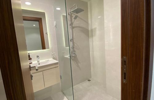 Muscat Apartment | Elegant 2BR-3Bathrooms Apartment, Airport