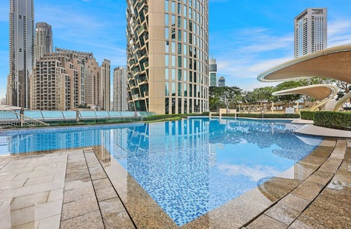 Downtown Dubai Apartment | Elegant 3BR Dubai Stay – Stunning Fountain Views, Near Burj Khalifa & Dubai Mall