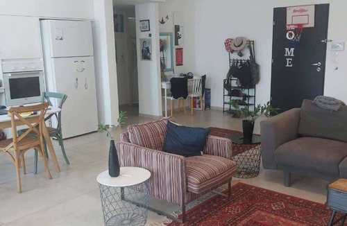 Herzliya Apartment | Elegant 4-Bedroom Apartment In Herzliya