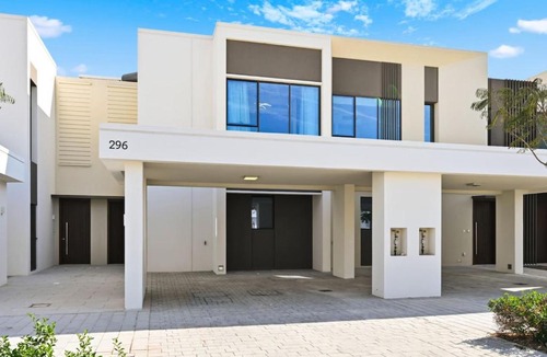 Dubai House | Elegant 4BR Villa, Private and Peaceful